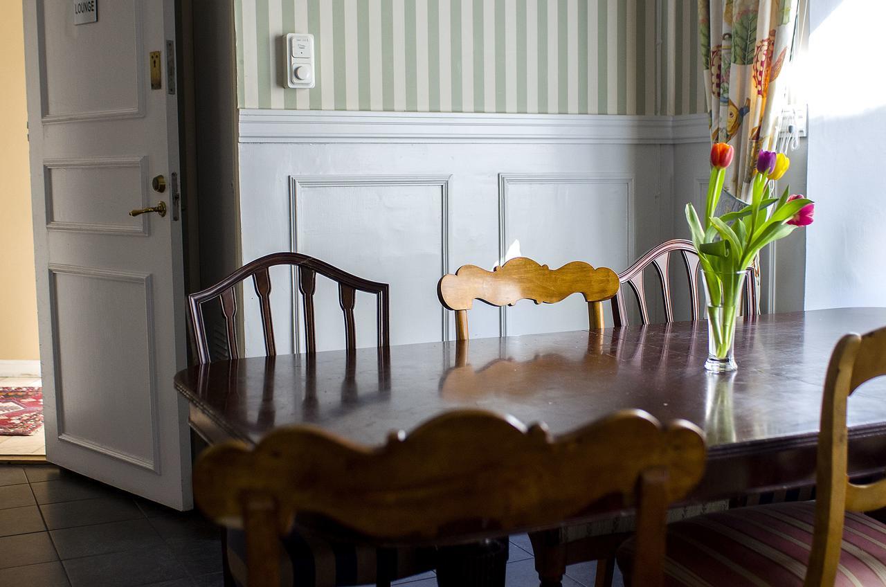 August Strindberg Hotell ストックホルム エクステリア 写真